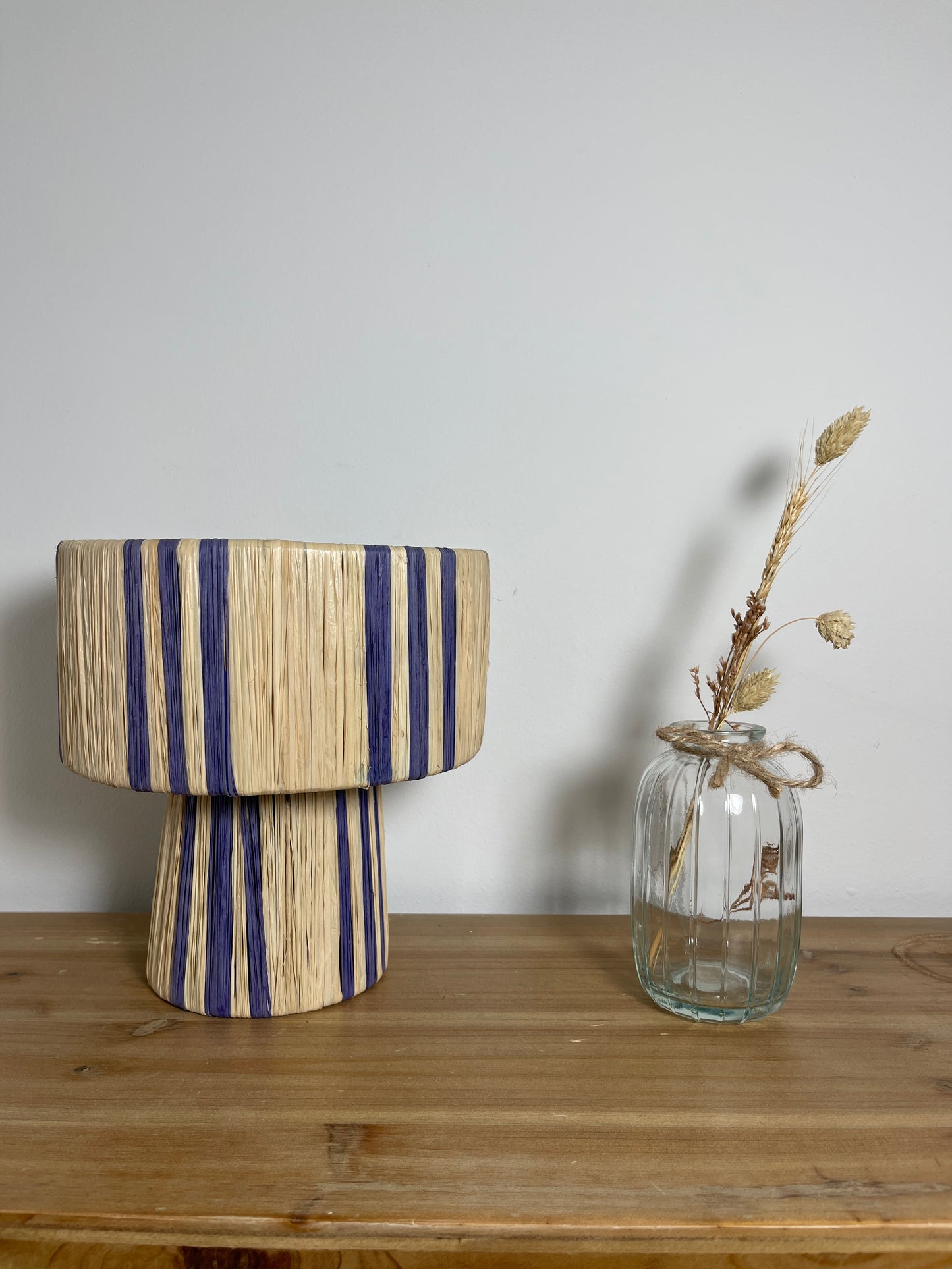 Lámpara pequeña NOUR morada