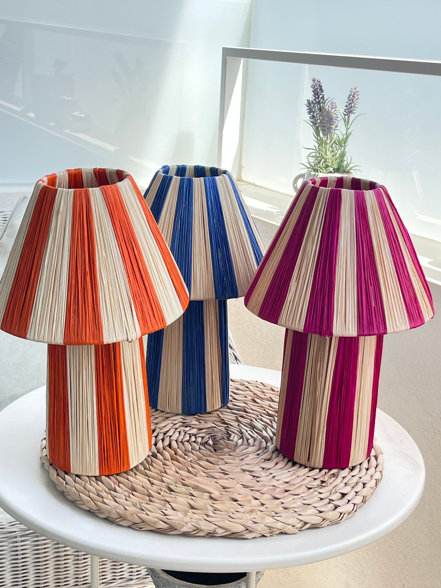 Lámpara pequeña NOUR rosa